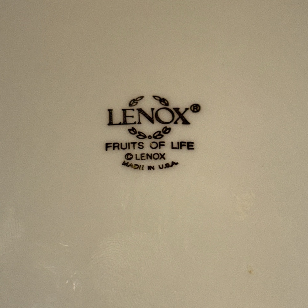 Lenox Fruits Of Life Covered Vegetable Casserole Dish Pristine - Picture 9 of 12